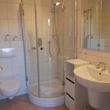 Apartement Unter Reet Mit Terrasse - *