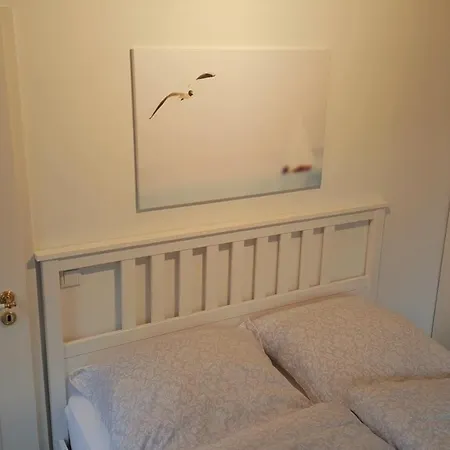 Apartement Unter Reet Mit Terrasse - Apartman